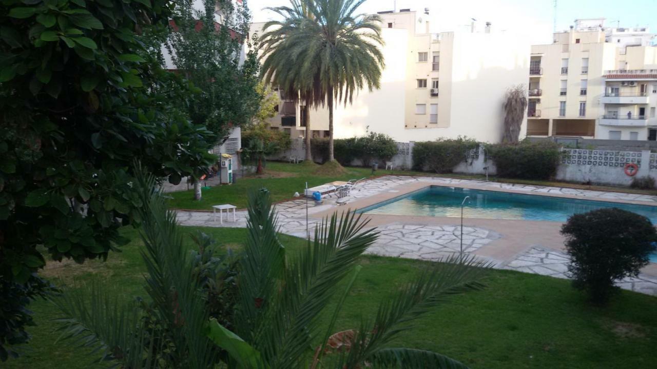 Calle Antonio Millón Nerja Exterior foto